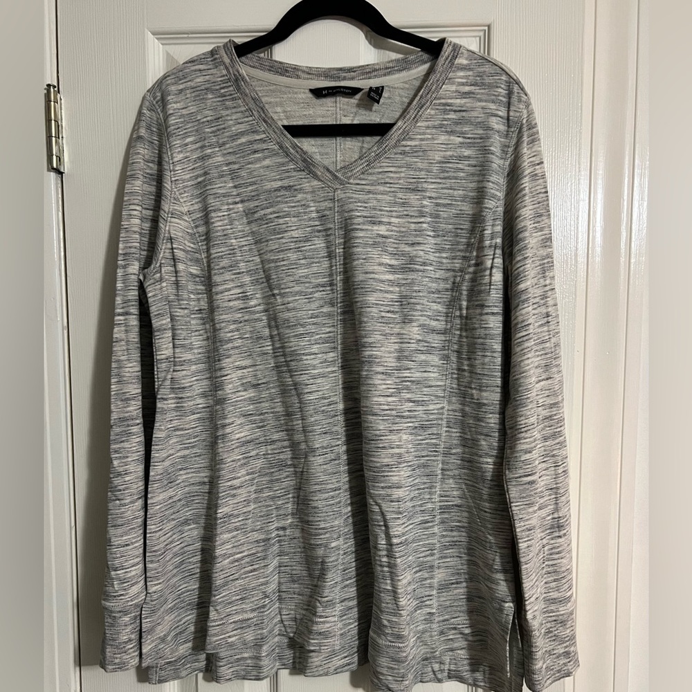H by Halston Gray & Cream MEDIUM Knit High Low Long Sleeve V-Neck Tunic Pre-love